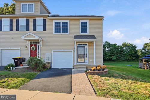 72 Sugar Maple Rd, Barto, PA, 19504-9148 | Card Image
