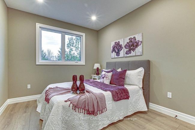 163 Elgin Ave E, House other with 3 bedrooms, 2 bathrooms and 2 parking in Goderich ON | Image 19