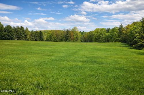 1085 Krumkill Rd, Slingerlands, NY, 12159-3707 | Card Image