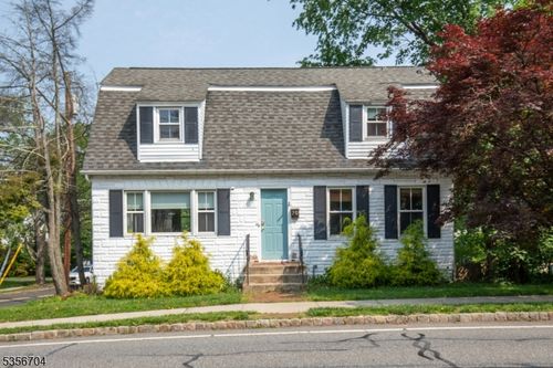 70 Ridgedale Ave, Madison, NJ, 07940-1223 | Card Image
