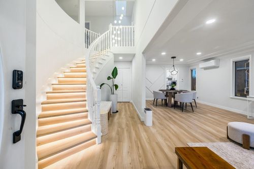 22531 Mcclinton Ave, Richmond, BC, V6V2P8 | Card Image