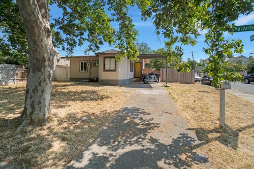 761 Macarthur Street, Sacramento, CA, 95838 | Card Image