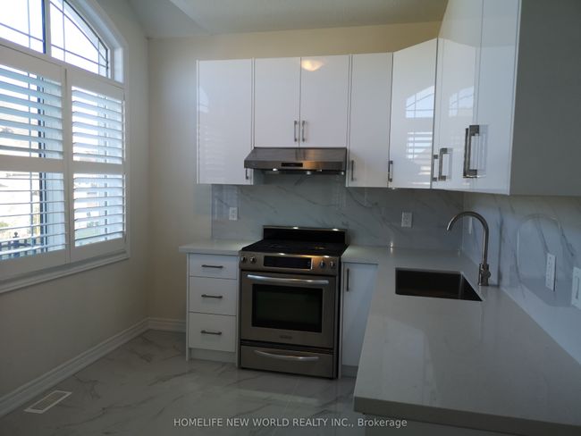 96B Roth St, House other with 3 bedrooms, 4 bathrooms and 1 parking in Aurora ON | Image 16