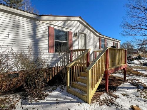 4036 Stone Creek Ct, Lenoir, NC, 28645-7370 | Card Image