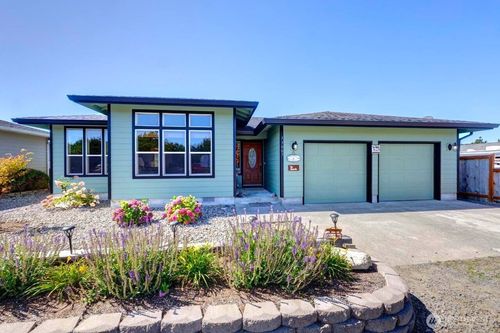 33007 G Pl, Ocean Park, WA, 98640-5497 | Card Image