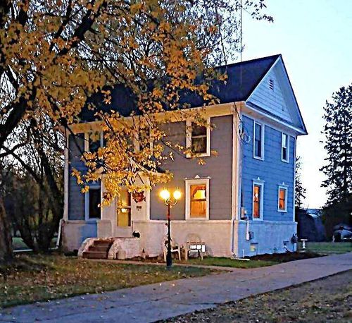 1504 E 39th St, Hibbing, MN, 55746-3638 | Card Image