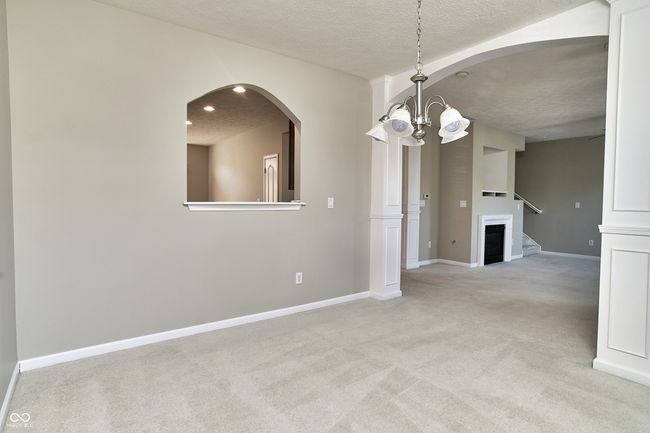 13499 Molique Blvd, Townhouse with 2 bedrooms, 3 bathrooms and null parking in Fishers IN | Image 6