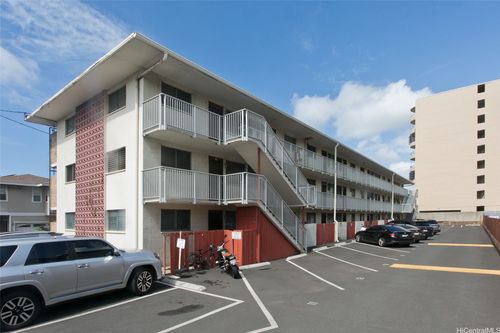 b13-1426 Keeaumoku St, Honolulu, HI, 96822-4379 | Card Image