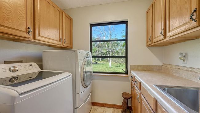 2230 Myakka Rd, House other with 2 bedrooms, 1 bathrooms and null parking in Sarasota FL | Image 25