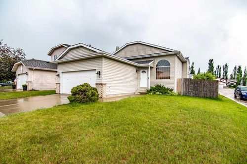 3 Doran Cres, Red Deer, AB, T4R2M7 | Card Image