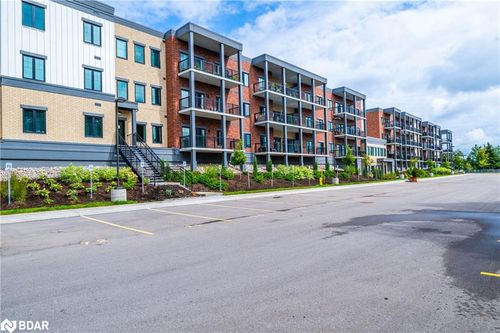 414-121 Mary St, Creemore, ON, L0M1G0 | Card Image
