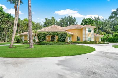 14918 Horseshoe Trace, House other with 5 bedrooms, 4 bathrooms and null parking in Wellington FL | Image 1