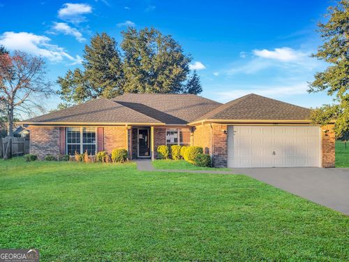 205 Bridgemont Way, Hinesville, GA, 31313-8301 | Card Image