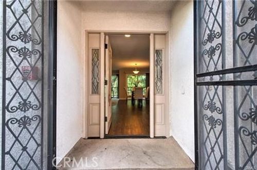 2e-2405 Via Mariposa W, Laguna Woods, CA, 92637-2024 | Card Image