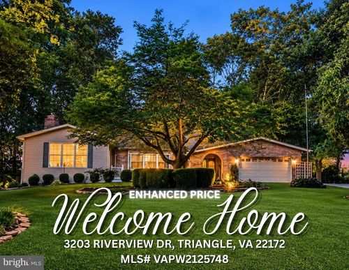 3203 Riverview Dr, TRIANGLE, VA, 22172-1421 | Card Image