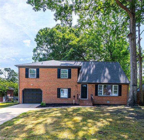 717 Prescott Cir, Newport News, VA, 23602-7018 | Card Image