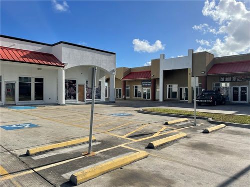 ste-204-3403 S Padre Island Dr, Corpus Christi, TX, 78415-2926 | Card Image