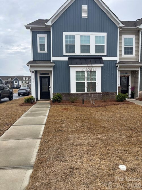 15733 Country House St, Charlotte, NC, 28273-7496 | Card Image
