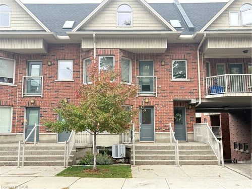 81 Young St, Hamilton, ON, L8N1V4 | Card Image