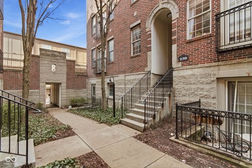 230b-230 N Cleveland St, Indianapolis, IN, 46204-2656 | Card Image