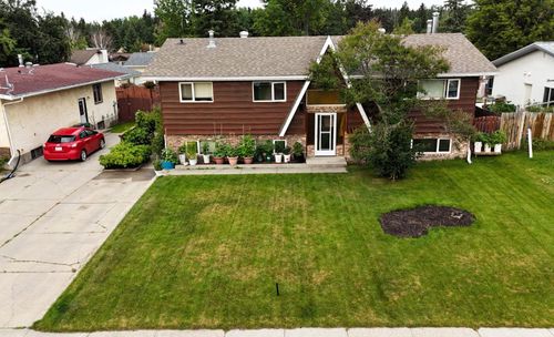 1418 53 St, Edson, AB, T7E1H5 | Card Image