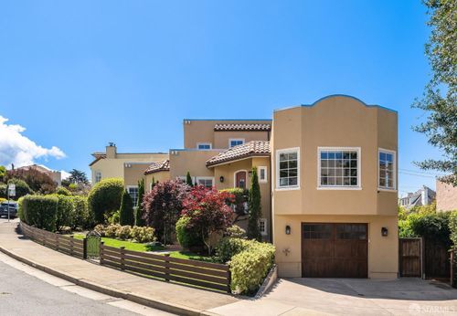 325 Moncada Way, San Francisco, CA, 94127-2603 | Card Image