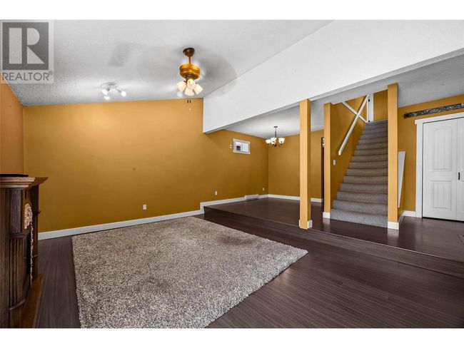 1172 Linthorpe Rd, House other with 4 bedrooms, 3 bathrooms and 4 parking in Kamloops BC | Image 9