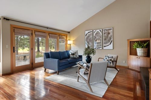 11-17839 Pro Staff Ln, Sunriver, OR, 97707-1530 | Card Image