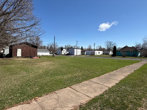126 E Hibbing Ave, Keewatin, MN, 55753-4404 | Card Image