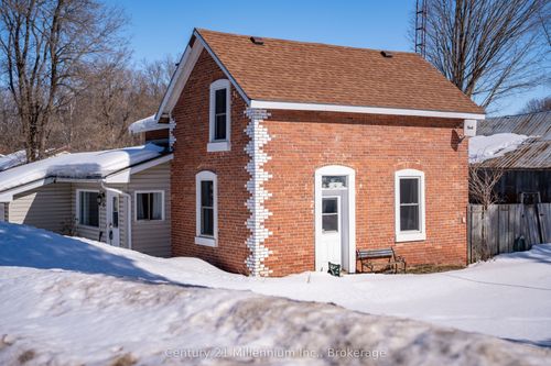 15 Ellen Street, Grey Highlands, ON, N0C1E0 | Card Image