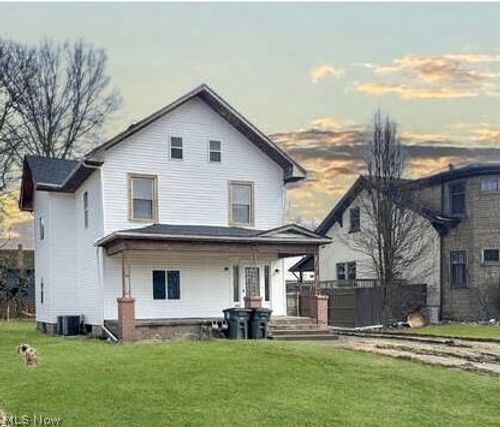 506 Woodlawn Rd, Steubenville, OH, 43952-1452 | Card Image