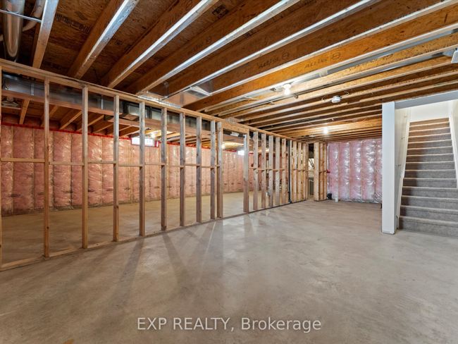 2540 Pillette Rd, House attached with 2 bedrooms, 2 bathrooms and 2 parking in Windsor ON | Image 25