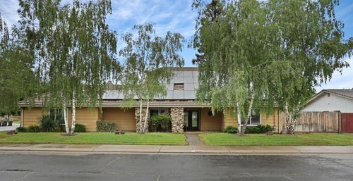 4545 Winding River Circle, Stockton, CA, 95219 | Card Image