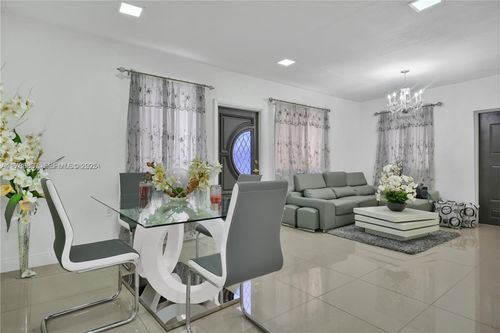 7225 Sw 21st St, Miami, FL, 33155-1406 | Card Image