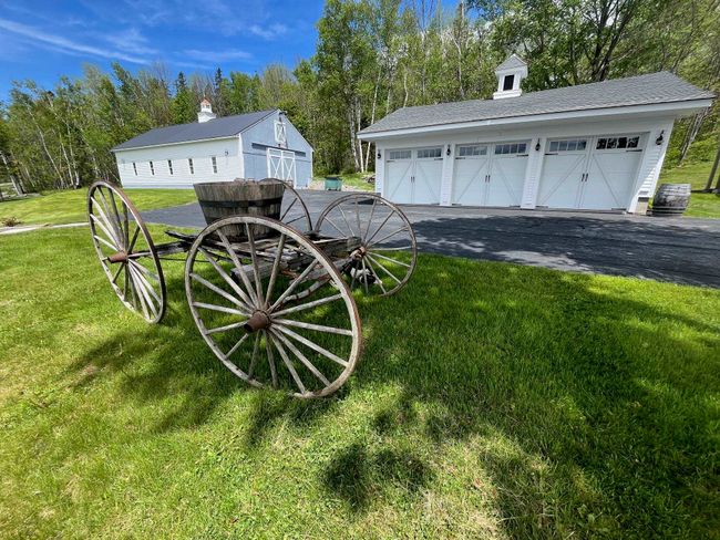 959 Presidential Hwy, House other with 8 bedrooms, 8 bathrooms and null parking in Jefferson NH | Image 16