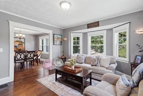 51-51 Fairmount Ave, Wakefield, MA, 01880-2225 | Card Image