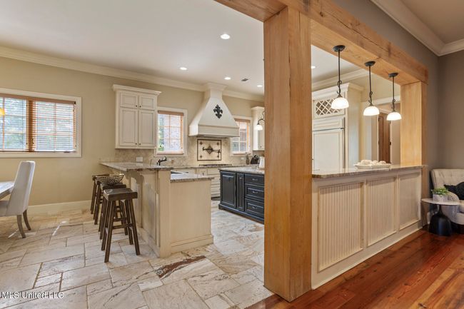 430 Johnstone-26 | Image 18