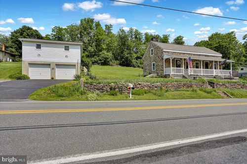 1124 Fairview Dr, Reading, PA, 19605-9306 | Card Image