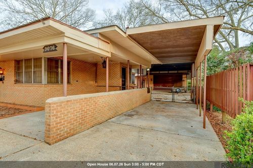 9076 Wynnewood St, Baton Rouge, LA, 70815-4077 | Card Image