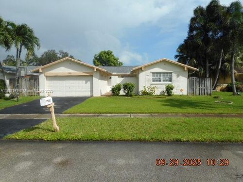 9351 Nw 35th Pl, Sunrise, FL, 33351-6410 | Card Image