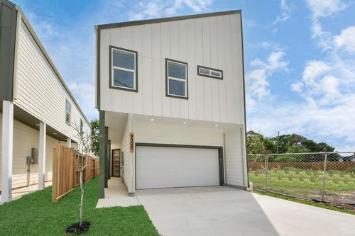 9307 Jutland Rd, Houston, TX, 77033 | Card Image