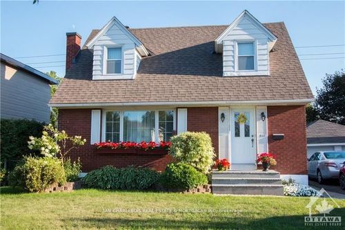 b-820 Smyth Rd, Ottawa, ON, K1G1P3 | Card Image