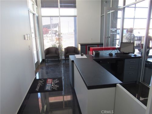 5-15250 Palmdale Rd, Victorville, CA, 92392-2502 | Card Image