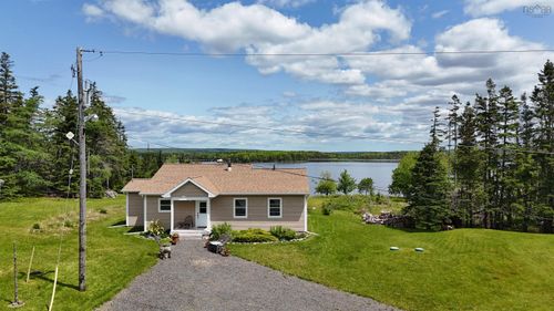 1045 N Side Loch Lomond Rd, Loch Lomond, NS, B2E1C4 | Card Image