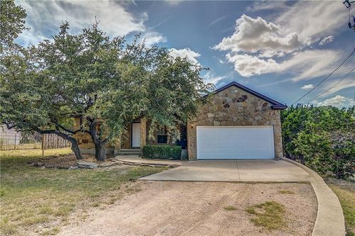 17106 Oak Cliff Cir, Dripping Springs, TX, 78620-2533 | Card Image