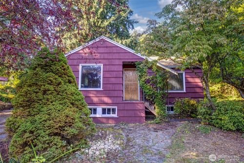 12015 8th Street S, Seattle, WA, 98168 | Card Image