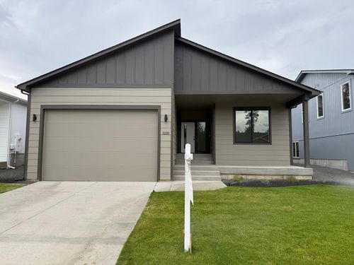 3220 S Custer Ln, Spokane, WA, 99223-1252 | Card Image