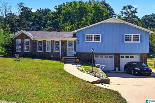 529 16th Ave Nw, CENTER POINT, AL, 35215-5346 | Card Image