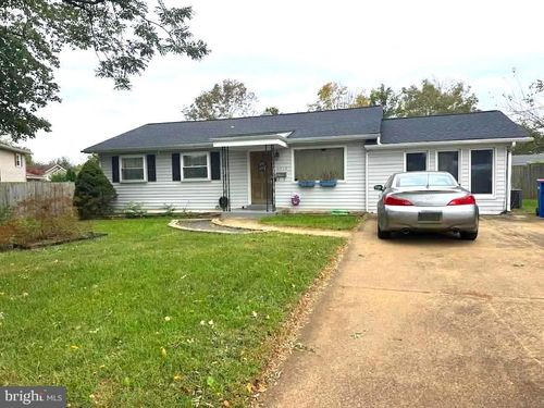 7712 Dublin Dr, MANASSAS, VA, 20109-3358 | Card Image