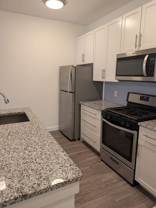 205-687 Ocean Ave, JC, Greenville, NJ, 07305 | Card Image